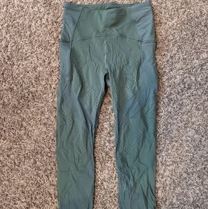 Lululemon Uncovered Strength Crop